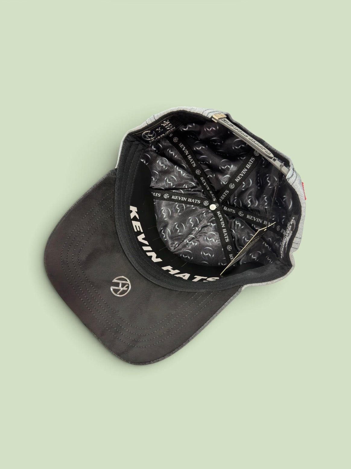 LV ÁNGEL GRAY BY KEVIN HATS